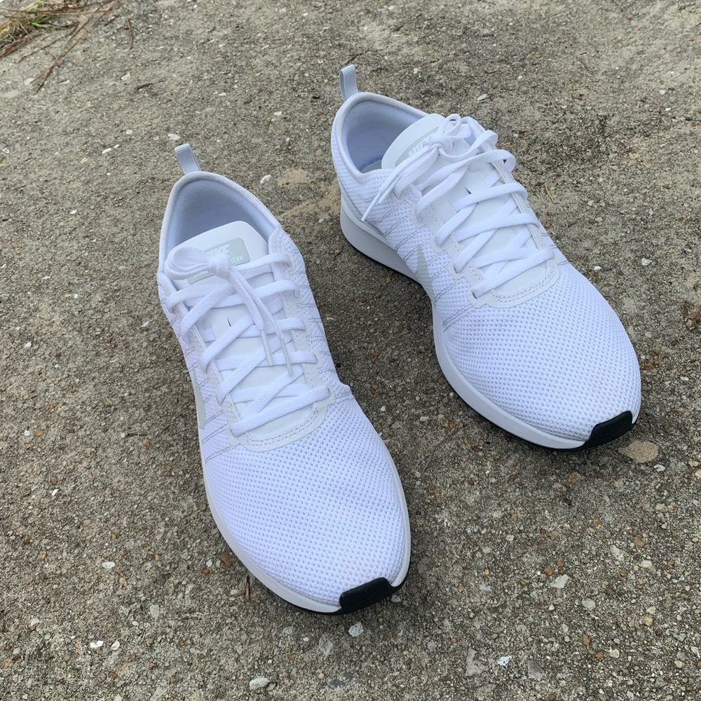 Nike Mens Dual Tone Racer | White